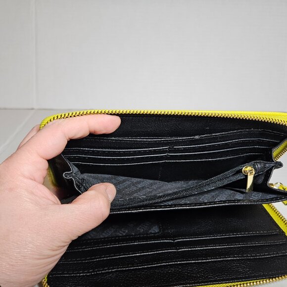 STEVE MADDEN SMOOTH ZIP AROUND WALLET PASTEL YELLOW WRISTLET - Picture 15 of 15